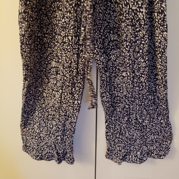 Navy and White Floral Jumpsuit - Picture 5 of 12